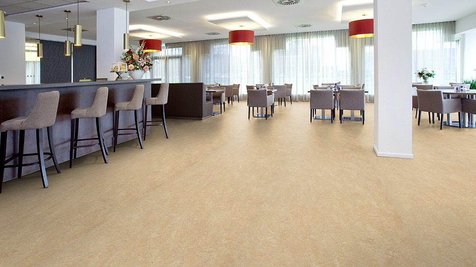 FORBO Marmoleum marbled real Sand 2499